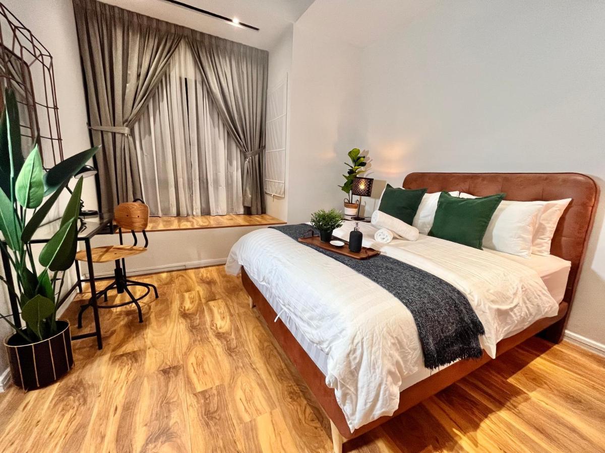 Luxury 2-Storey Terrace House Near Ioi City Mall Putrajaya Exterior foto